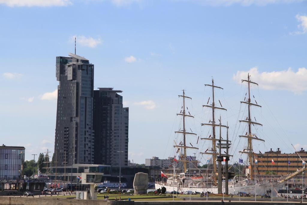 Sea Towers Apartment Gdynia Exterior photo